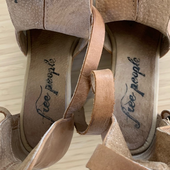 Free People Leather Cedar Clogs - Picture 15 of 16